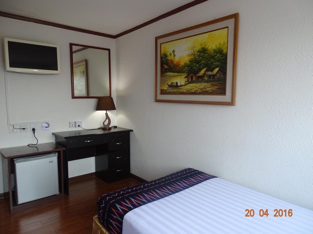 양곤 Backpackerz @ Orchid B&B 외부 사진