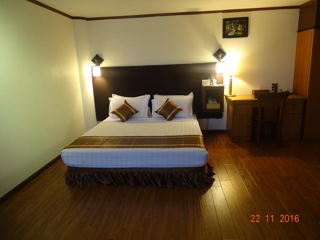 양곤 Backpackerz @ Orchid B&B 외부 사진